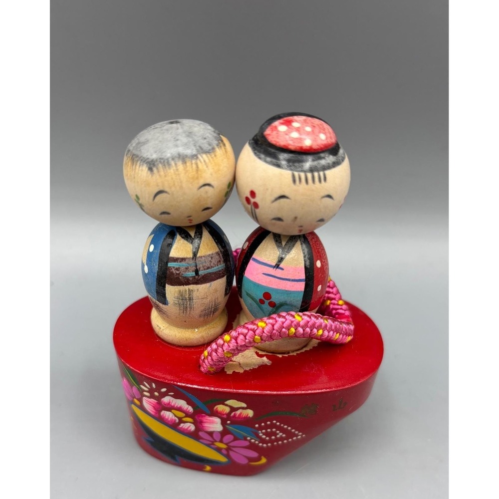 Vintage Japanese Kokeshi Dolls Couple Figurine Wooden Folk Art Decor Shoe